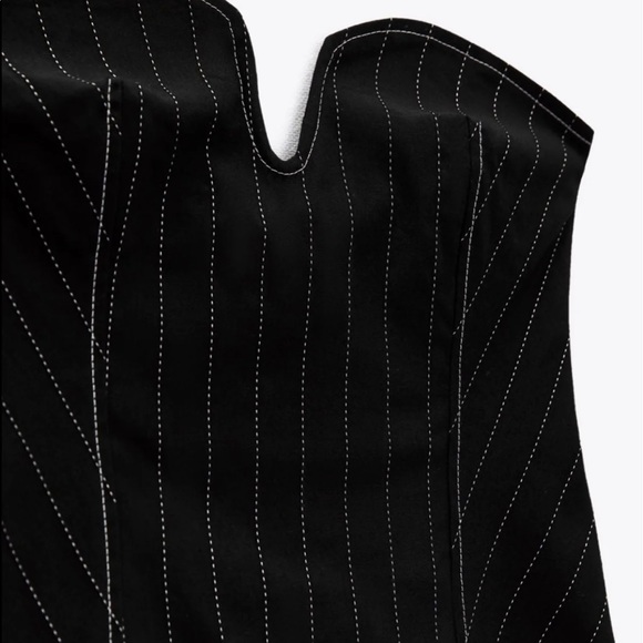 Beautiful mini pinstripe dress - Picture 2 of 9